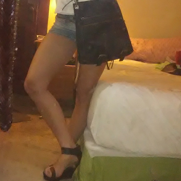 Bundle - Picture 1 of 6